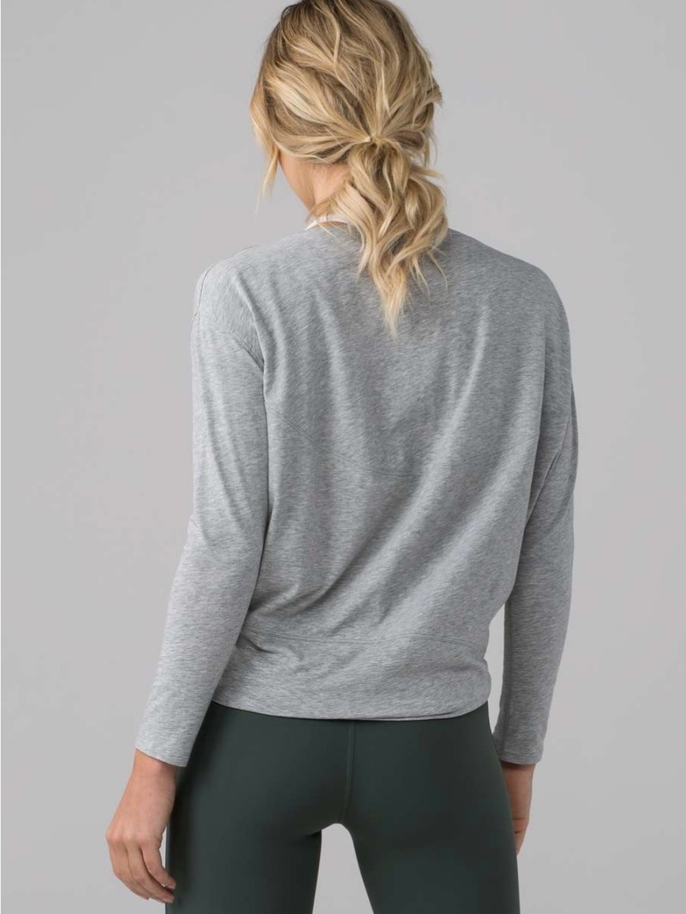 Lululemon Back In Action Long Sleeve
Heathered Core Light Grey - Picture 4 of 8